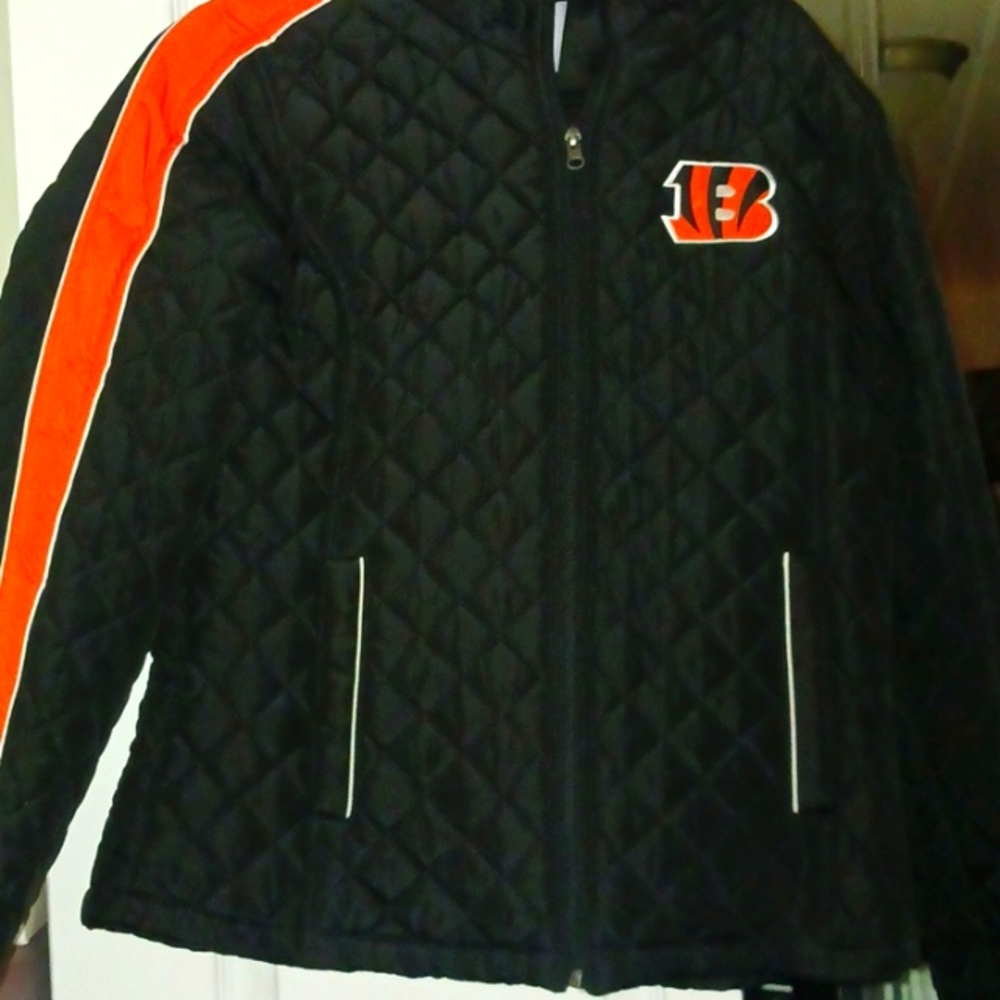 Like new NFL Bengals coat.